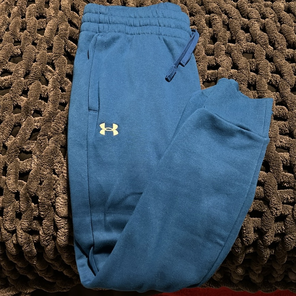 Sweatsuit - Picture 2 of 2